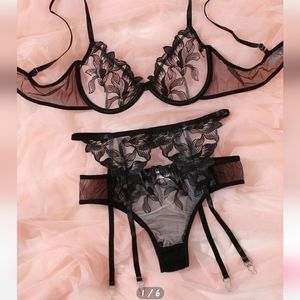 Nwot size large 3 piece lingerie